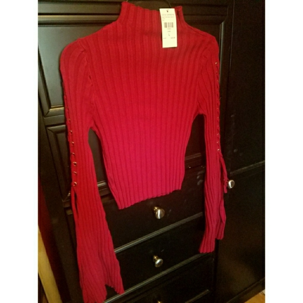 Long sleeve crop top